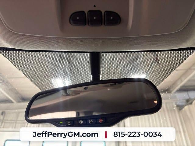 Used 2015 Chevrolet Traverse LT FWD image 15