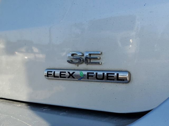 Used 2016 Ford Focus SE w/ Equipment Group 201A FWD image 7