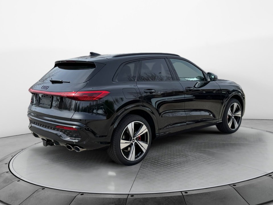 New 2026 Audi SQ5 Premium Plus image 7
