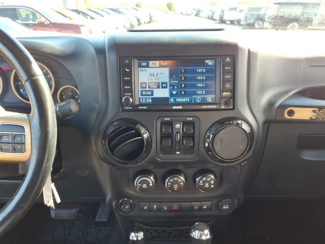 Used 2014 Jeep Wrangler Unlimited Sahara AWD/4WD image 9