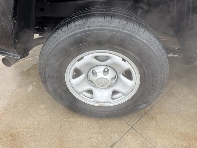 Used 2023 Toyota Tacoma SR image 9