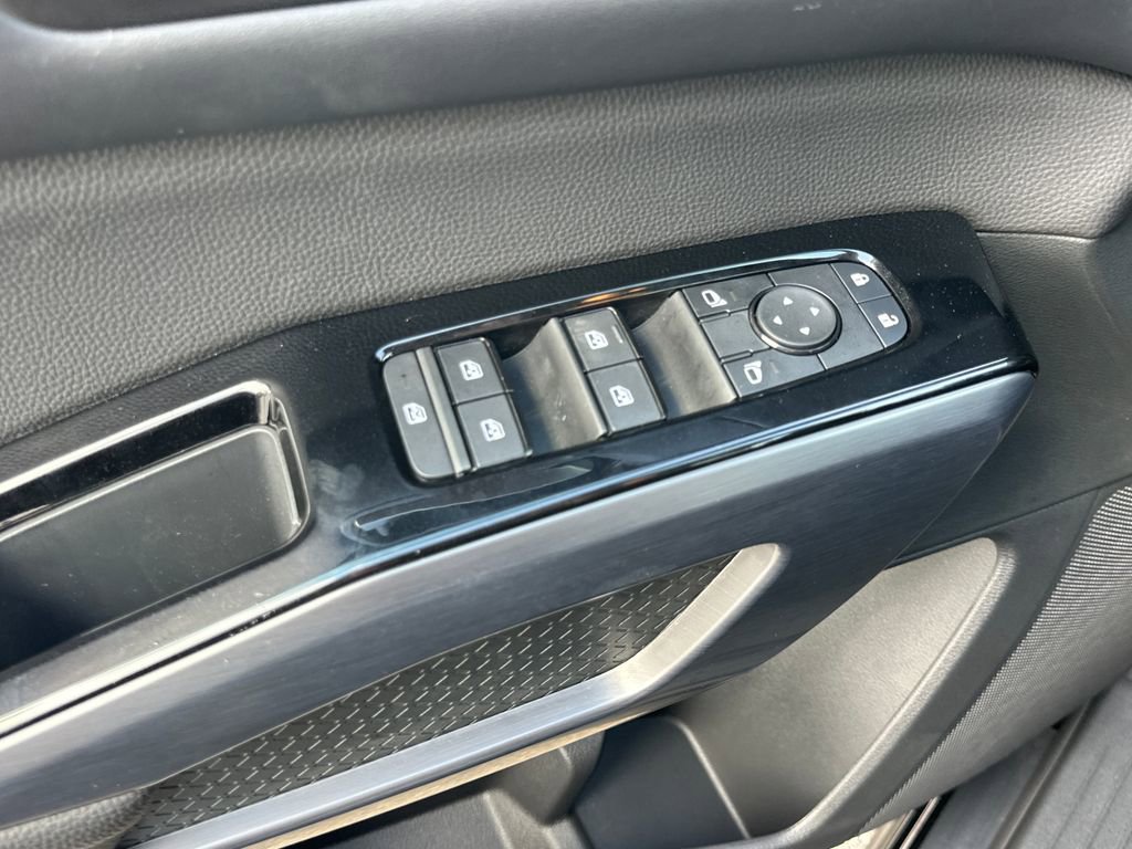 New 2026 Nissan Pathfinder SL w/ SL Premium Package image 11