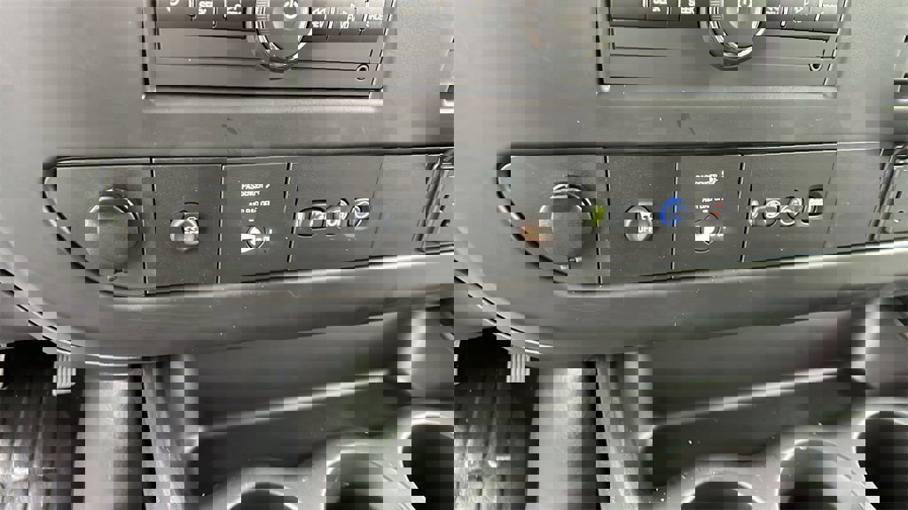 New 2025 Chevrolet Express 2500 w/ Communications Package image 23