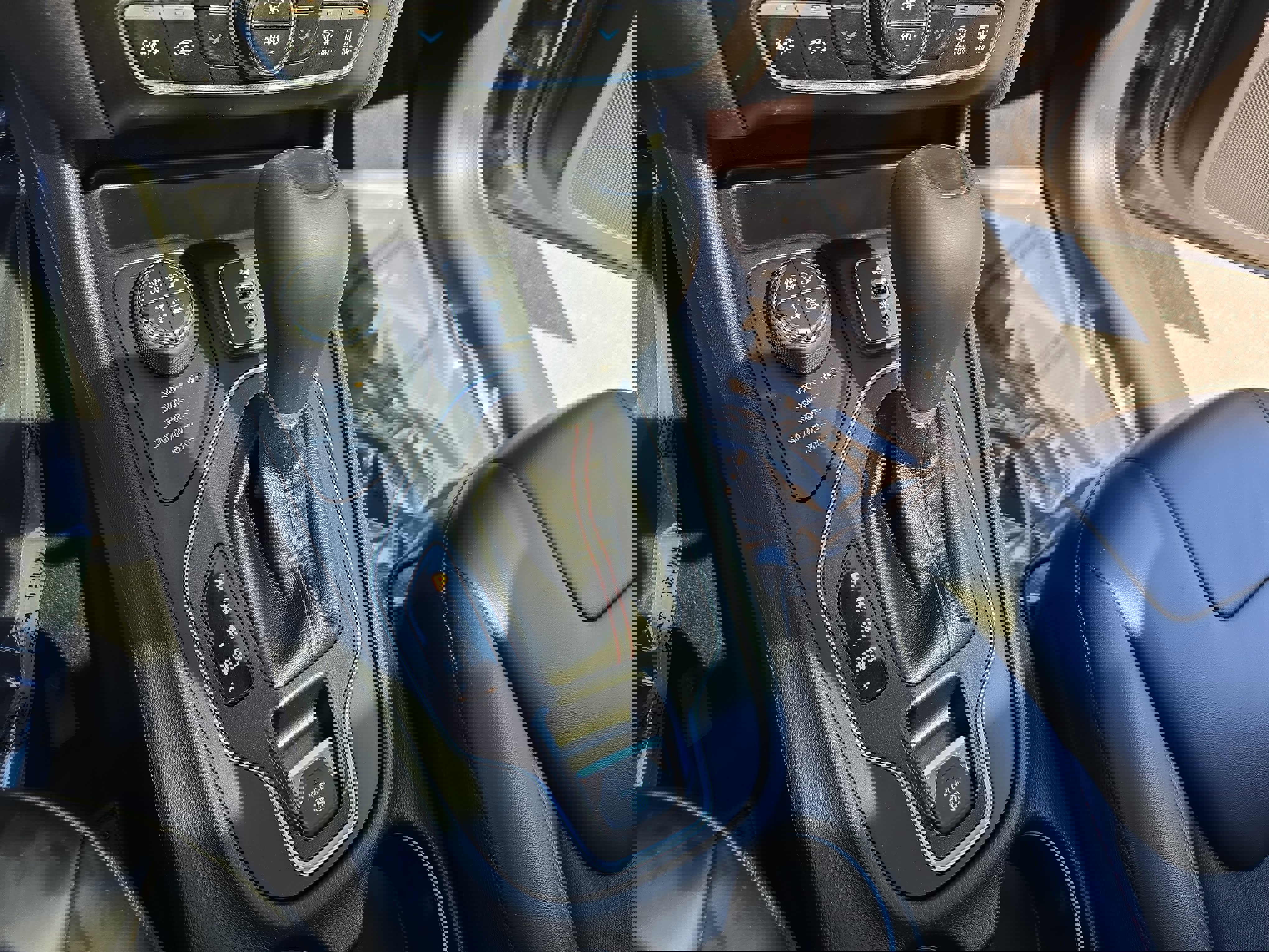 Used 2019 Jeep Cherokee Trailhawk w/ Comfort/Convenience Group image 26