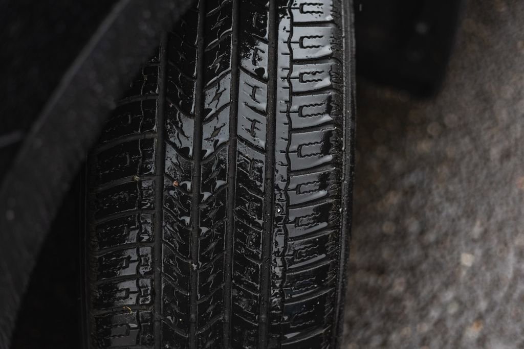 Used 2023 Toyota Highlander XLE image 5