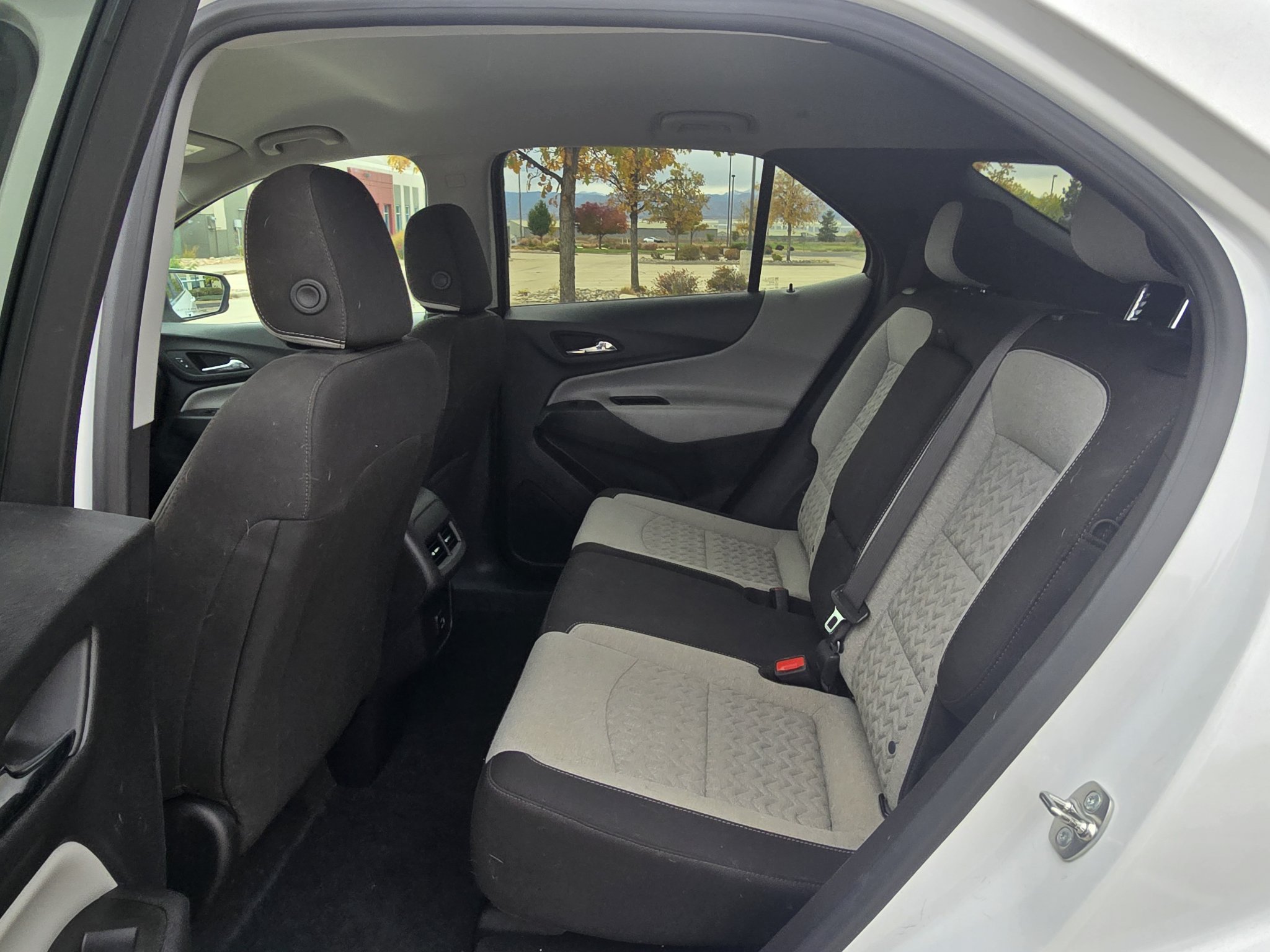 Used 2024 Chevrolet Equinox LT AWD/4WD image 14