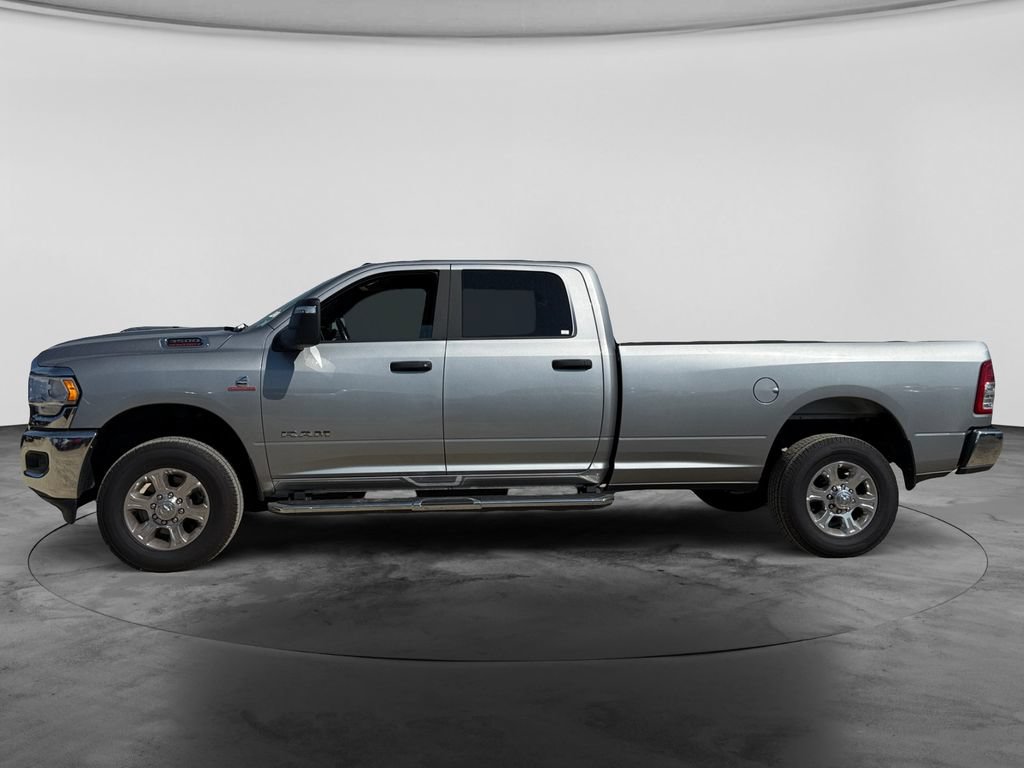Used 2024 RAM 3500 Big Horn AWD/4WD image 6