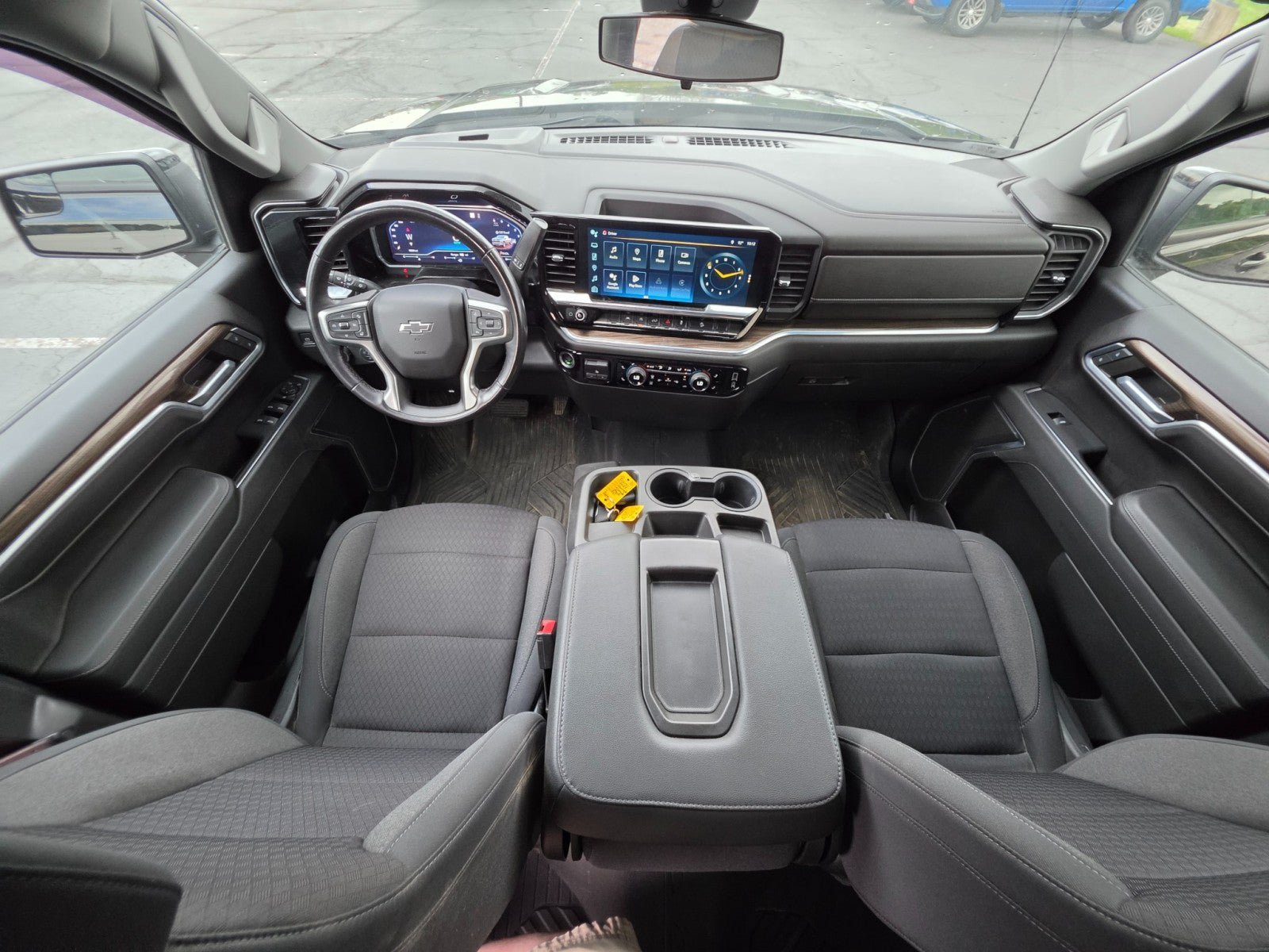 Used 2022 Chevrolet Silverado 1500 RST AWD/4WD image 25