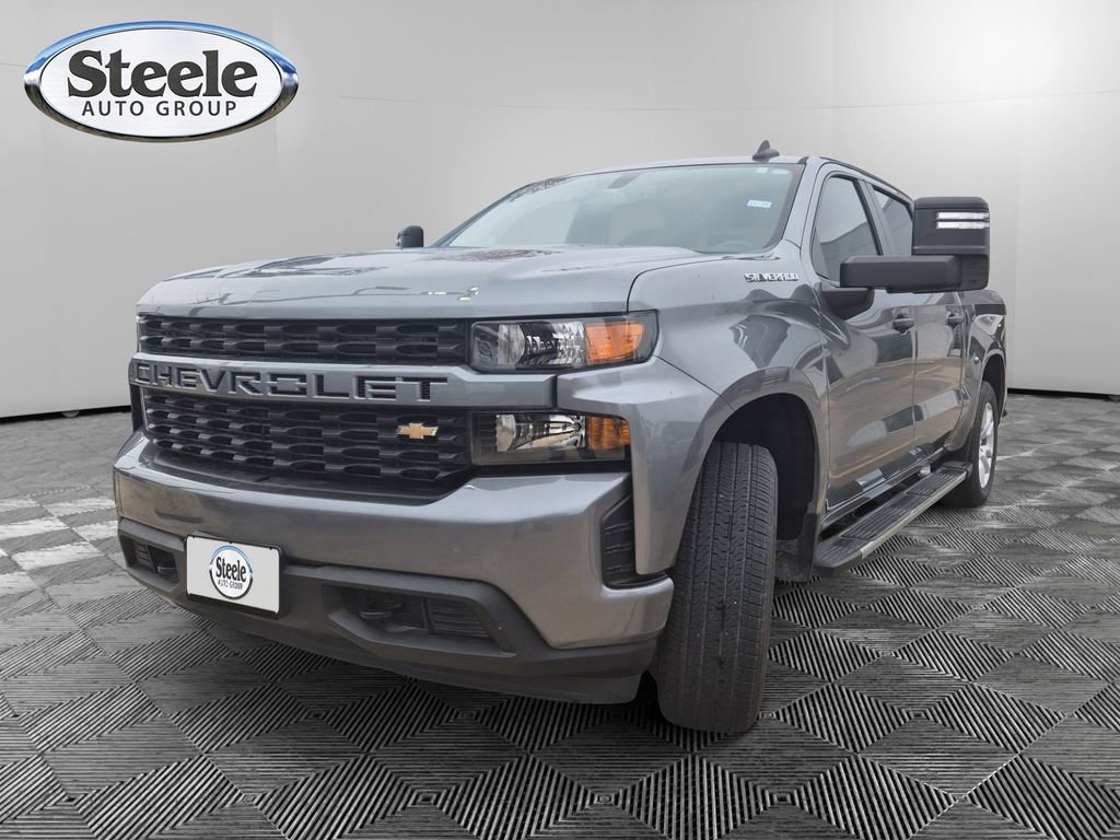 Used 2021 Chevrolet Silverado 1500 Custom w/ Custom Max Trailering Package image 1