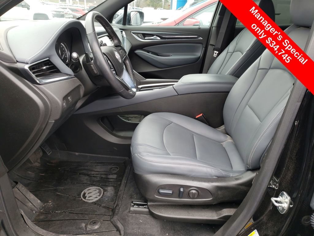 Used 2024 Buick Enclave Essence w/ Sport Touring Edition AWD/4WD image 10