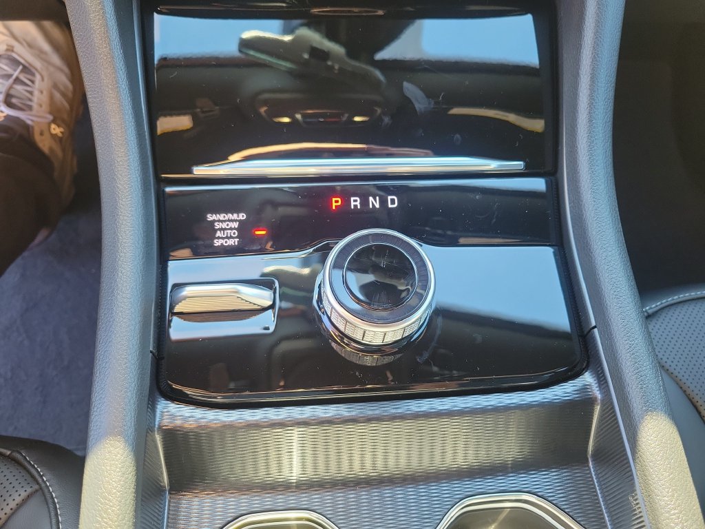 New 2027 Jeep Grand Cherokee Limited AWD/4WD image 17