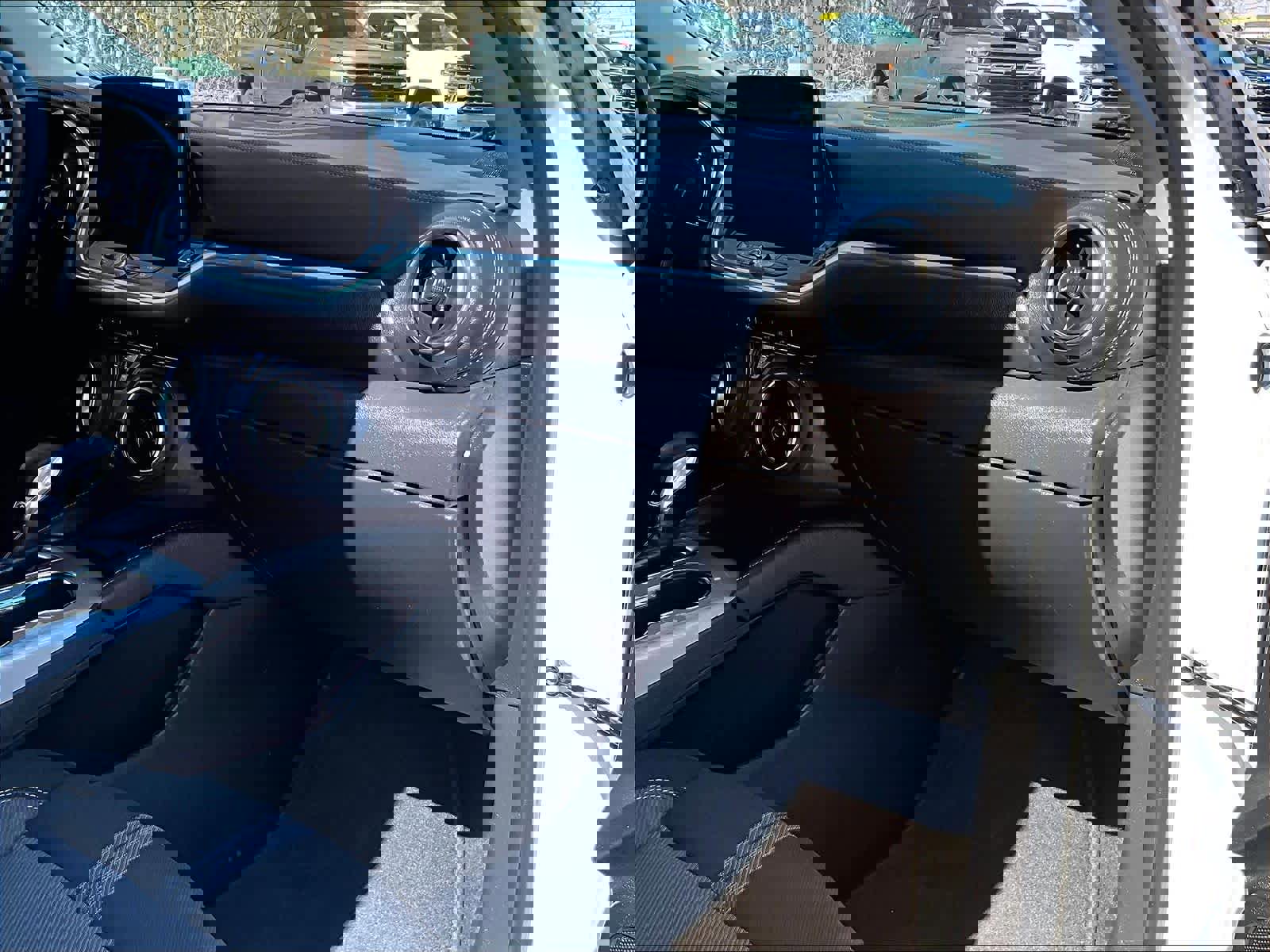 Used 2023 Chevrolet Blazer LT image 13