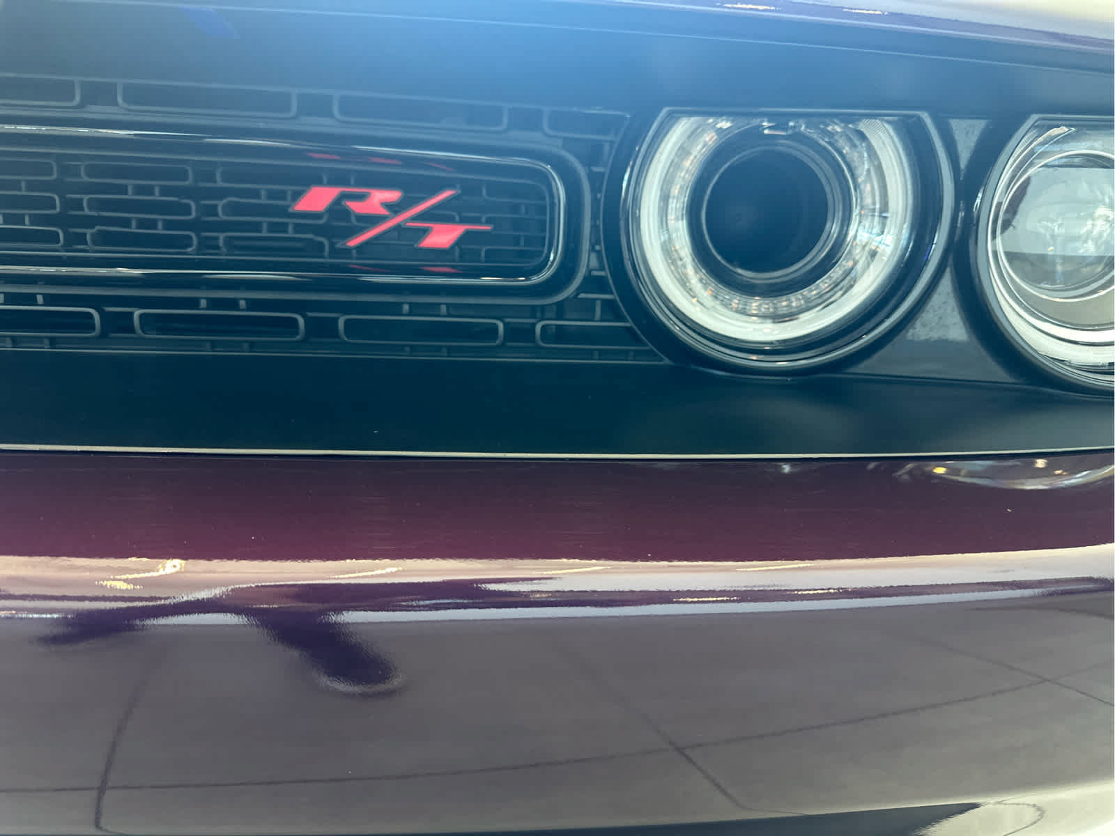 Used 2022 Dodge Challenger R/T Scat Pack w/ Shaker Package RWD image 7