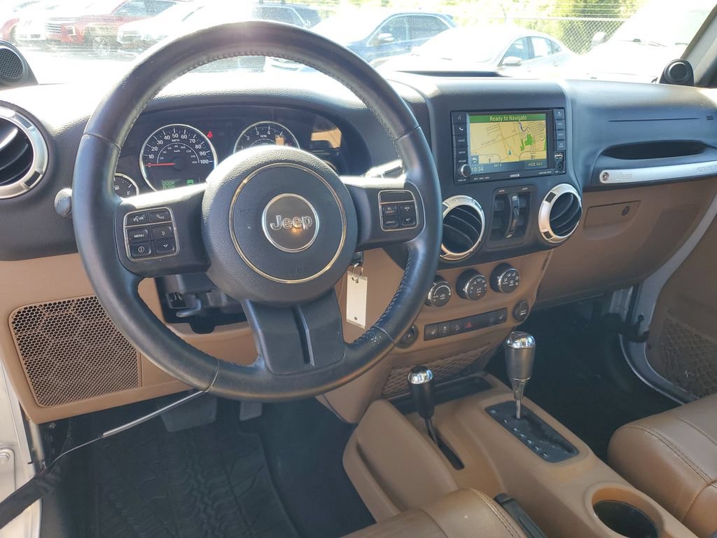 Used 2011 Jeep Wrangler Unlimited Sahara w/ Dual Top Group AWD/4WD image 18