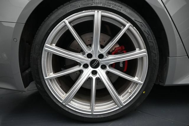 Used 2023 Audi RS 6 w/ Executive Package AWD/4WD image 9