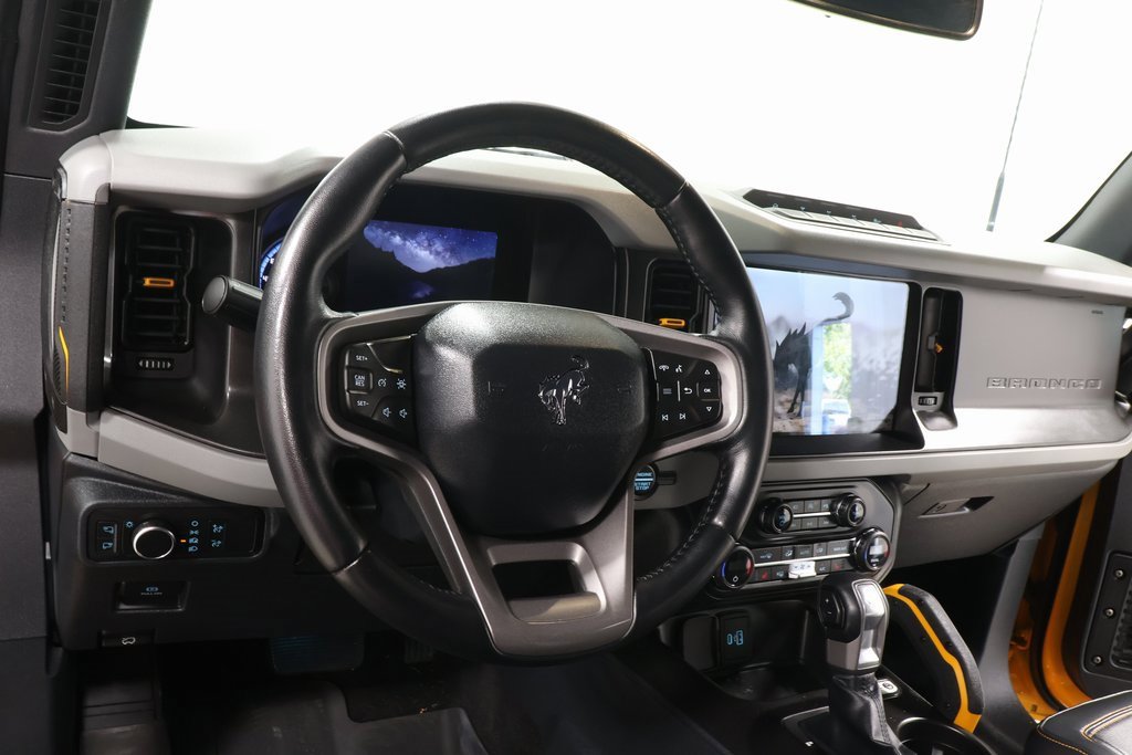 Used 2021 Ford Bronco Badlands image 8