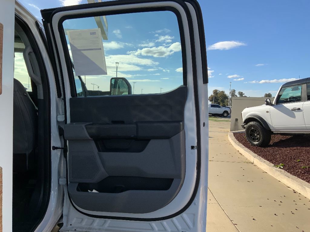 New 2024 Ford F550 2WD Crew Cab Super Duty image 18