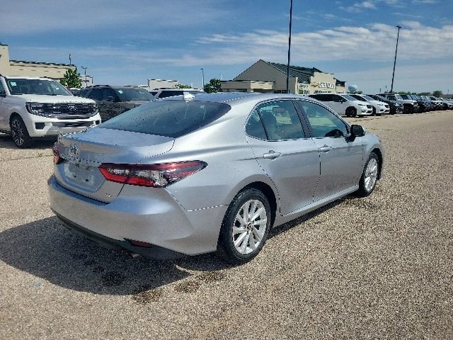 Used 2024 Toyota Camry LE FWD image 19