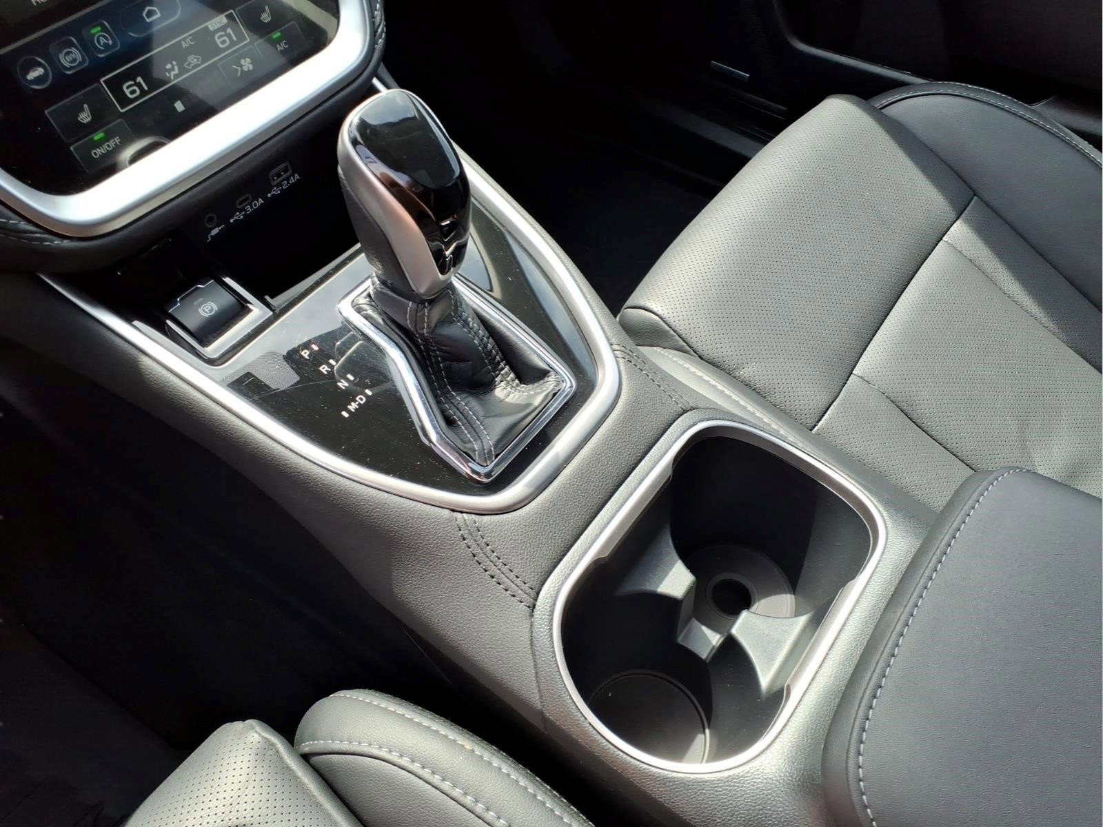 Certified 2025 Subaru Outback Limited AWD/4WD image 11