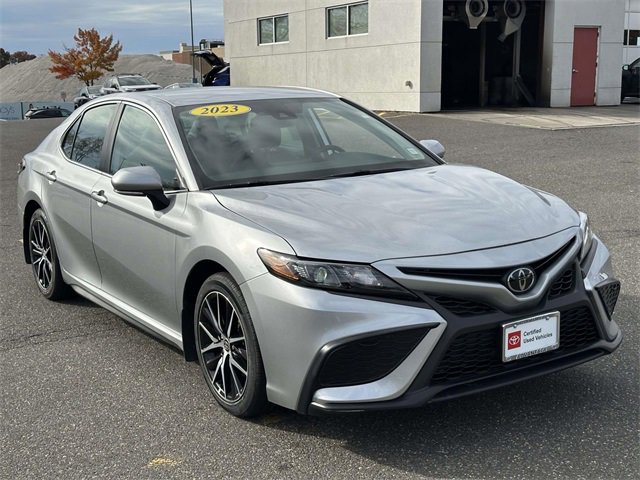 Used 2023 Toyota Camry SE