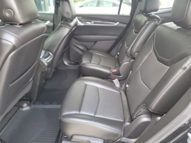 Used 2024 Cadillac XT6 Sport w/ LPO, Onyx Lite Package image 3