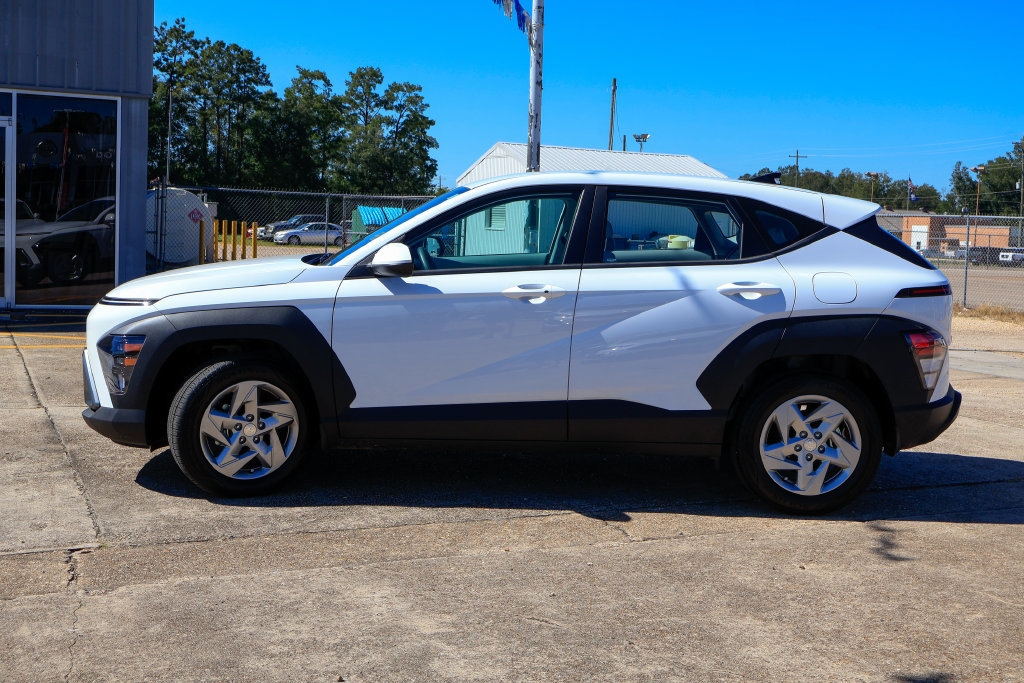 Certified 2026 Hyundai Kona SE FWD image 24