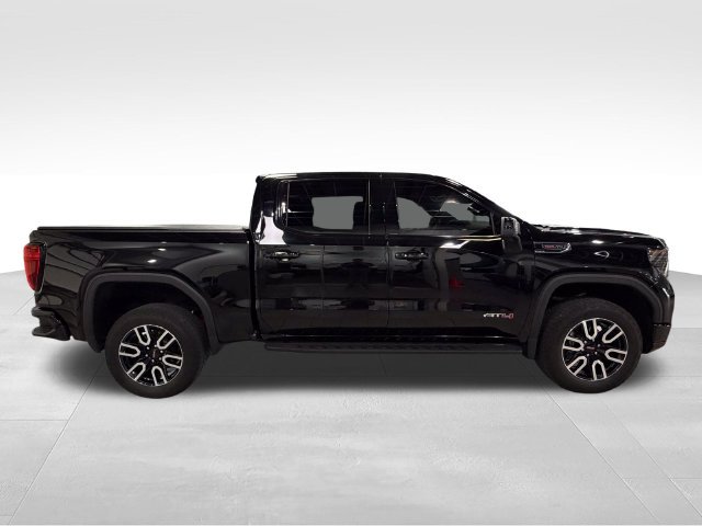 Used 2023 GMC Sierra 1500 AT4 w/ AT4 Premium Package AWD/4WD image 4