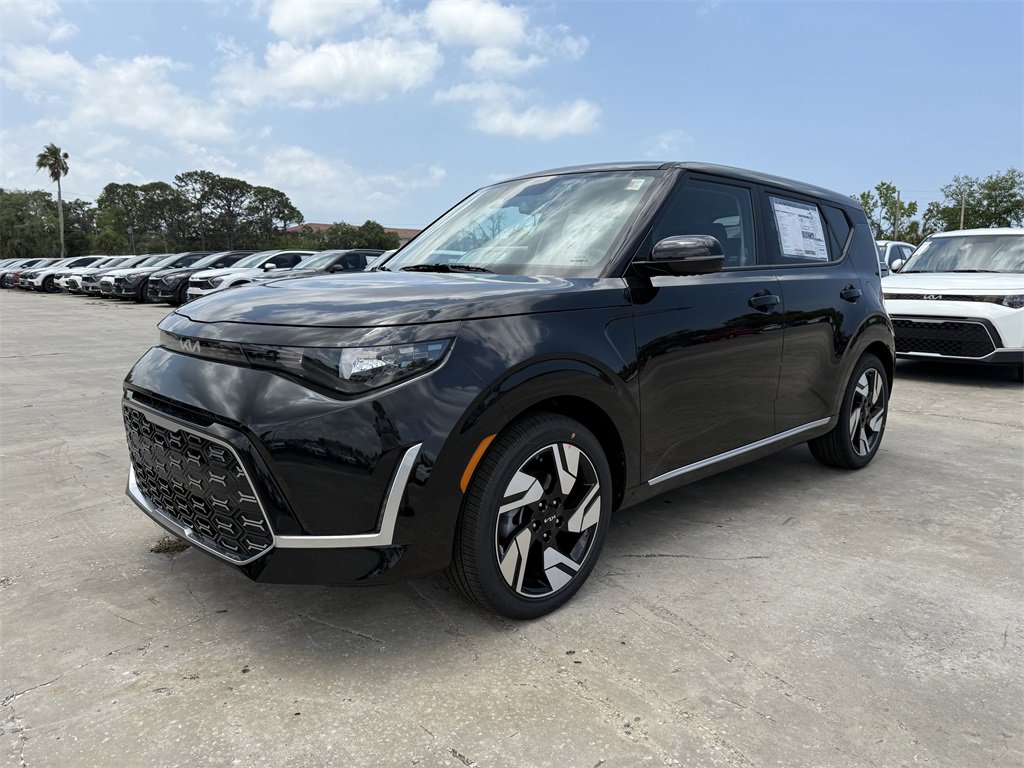 New 2025 Kia Soul GT-Line image 4