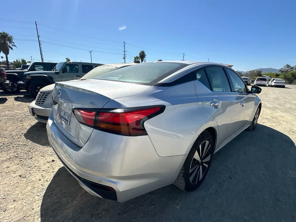 Used 2019 Nissan Altima 2.5 SL FWD image 3