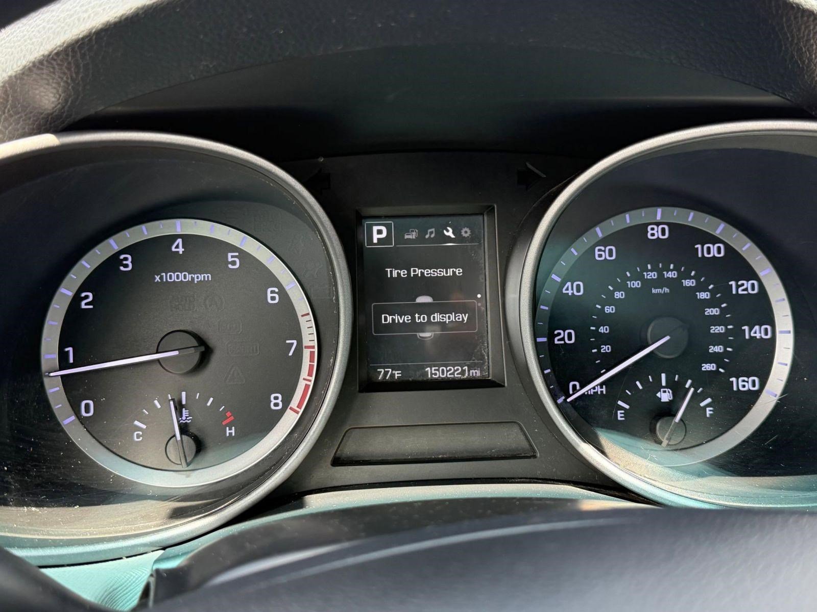 Used 2018 Hyundai Santa Fe Sport FWD image 18