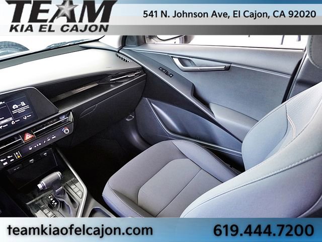 Certified 2024 Kia Niro LX FWD image 21
