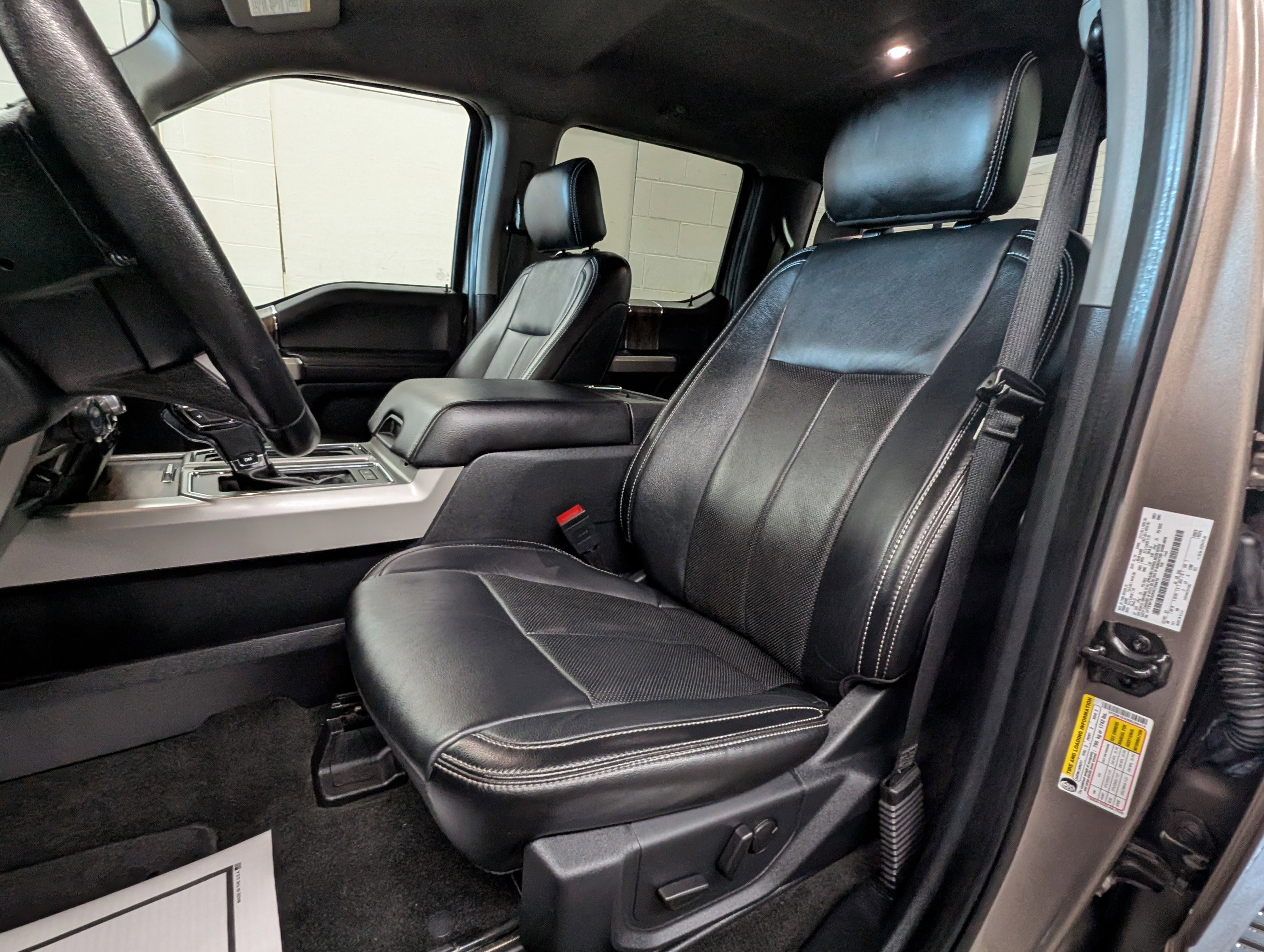 Used 2019 Ford F150 Lariat w/ Equipment Group 502A Luxury image 20