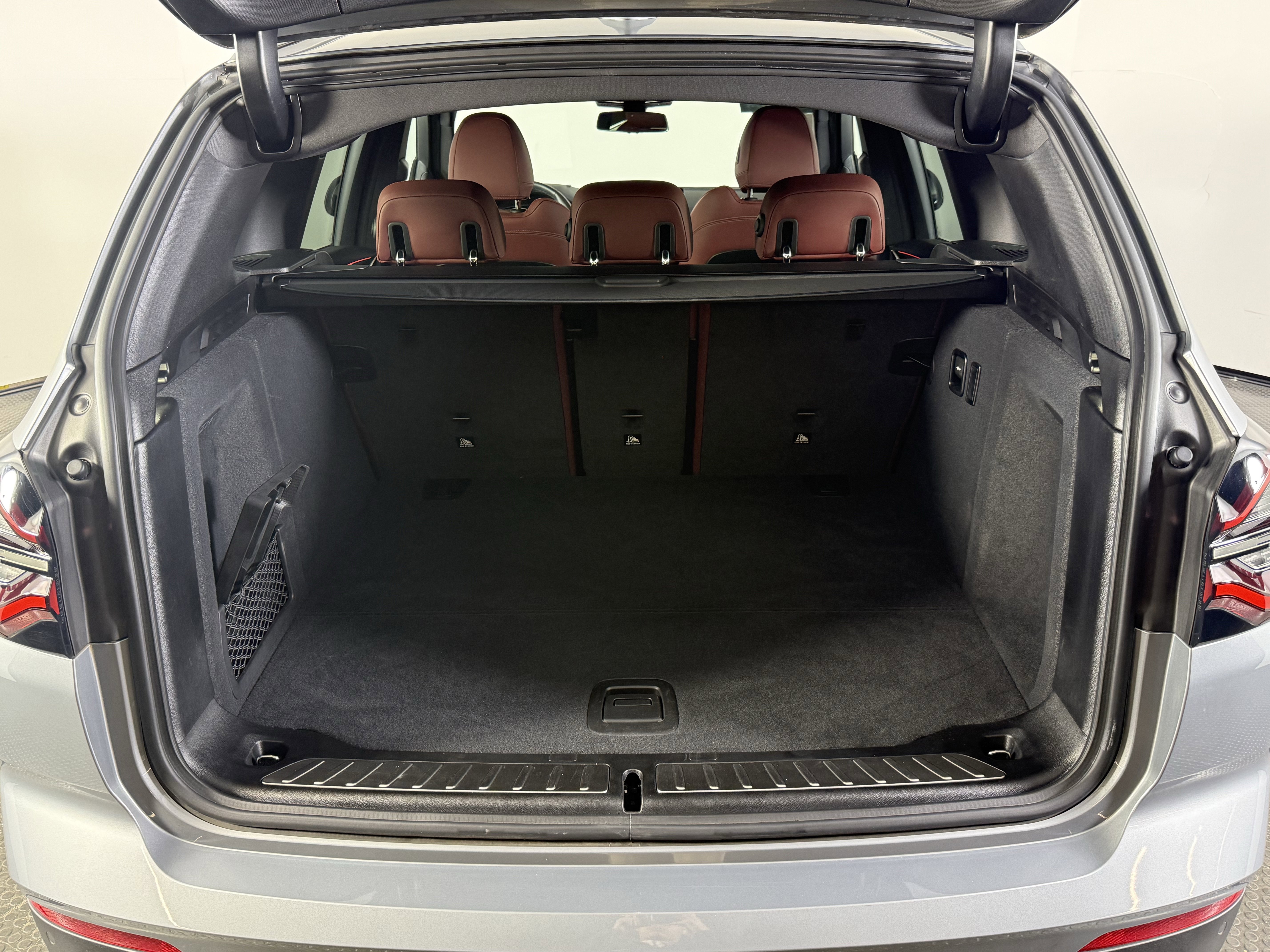 Certified 2024 BMW X3 xDrive30i w/ Premium Package image 9