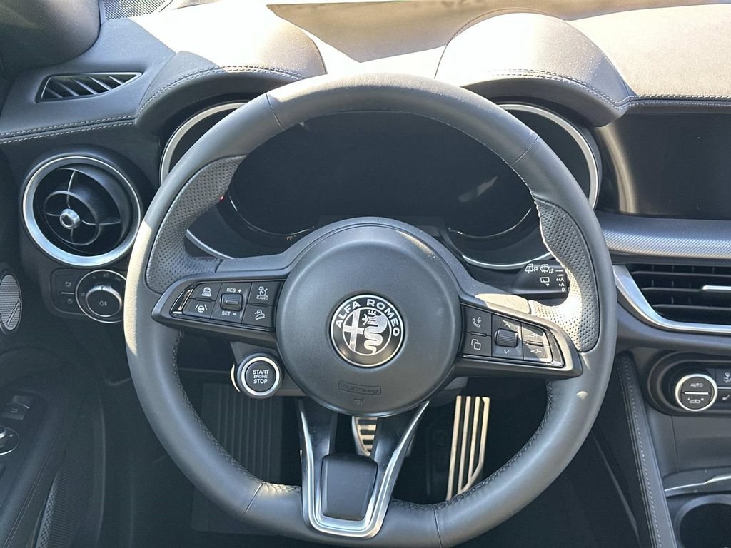 New 2026 Alfa Romeo Stelvio Sprint AWD/4WD image 23
