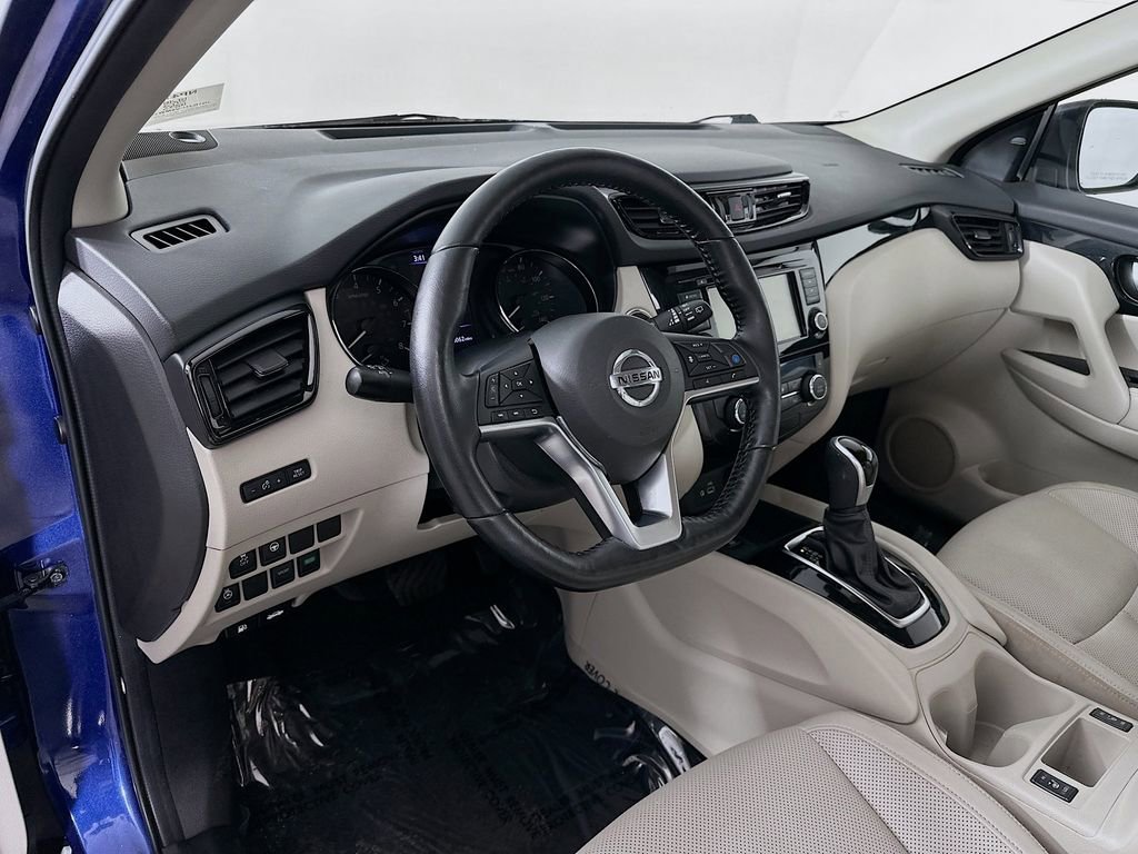 Used 2021 Nissan Rogue Sport SL image 14