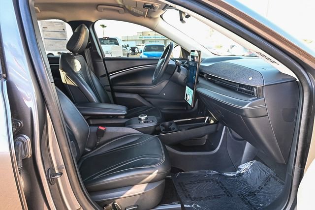 Used 2023 Ford Mustang Mach-E Premium image 16