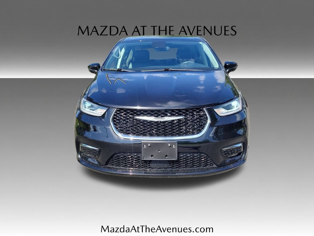 Used 2024 Chrysler Pacifica Limited FWD image 5