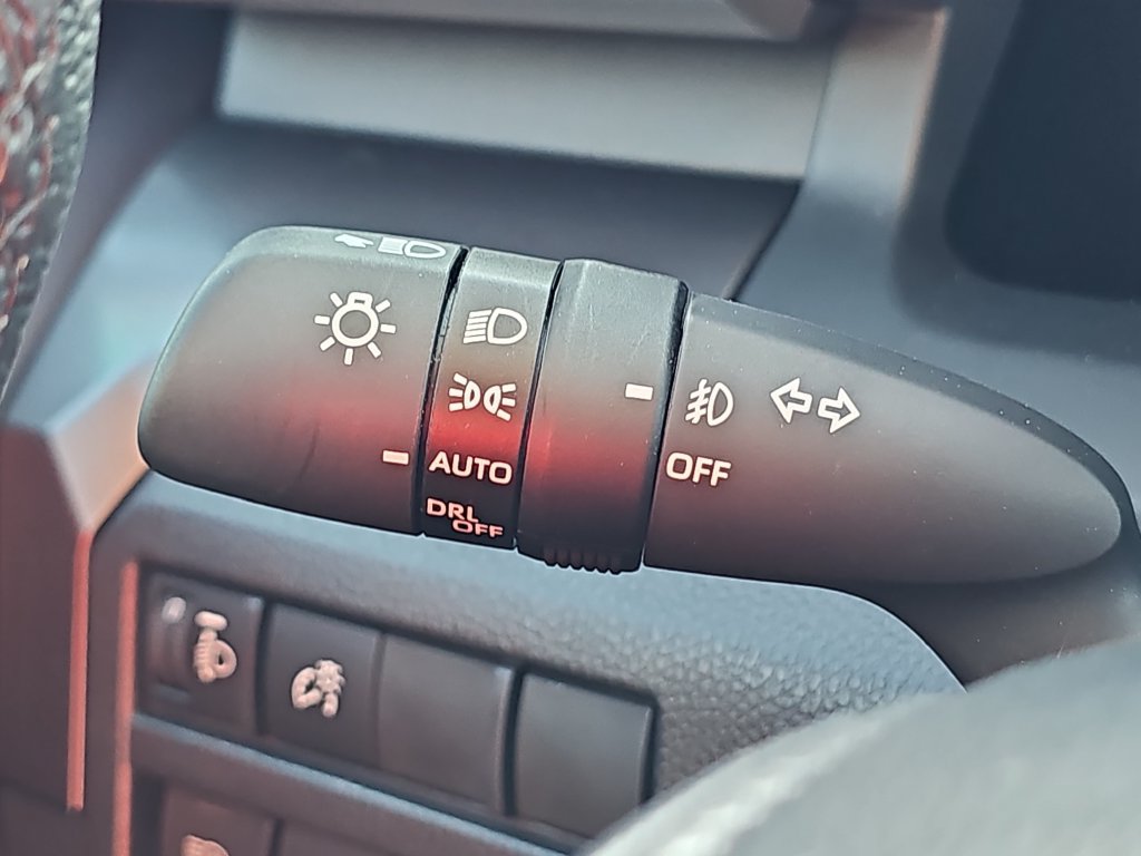 Used 2025 Toyota Tacoma TRD Sport AWD/4WD image 35