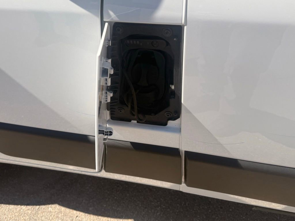 New 2025 RAM ProMaster Tradesman w/ Convenience Group image 27