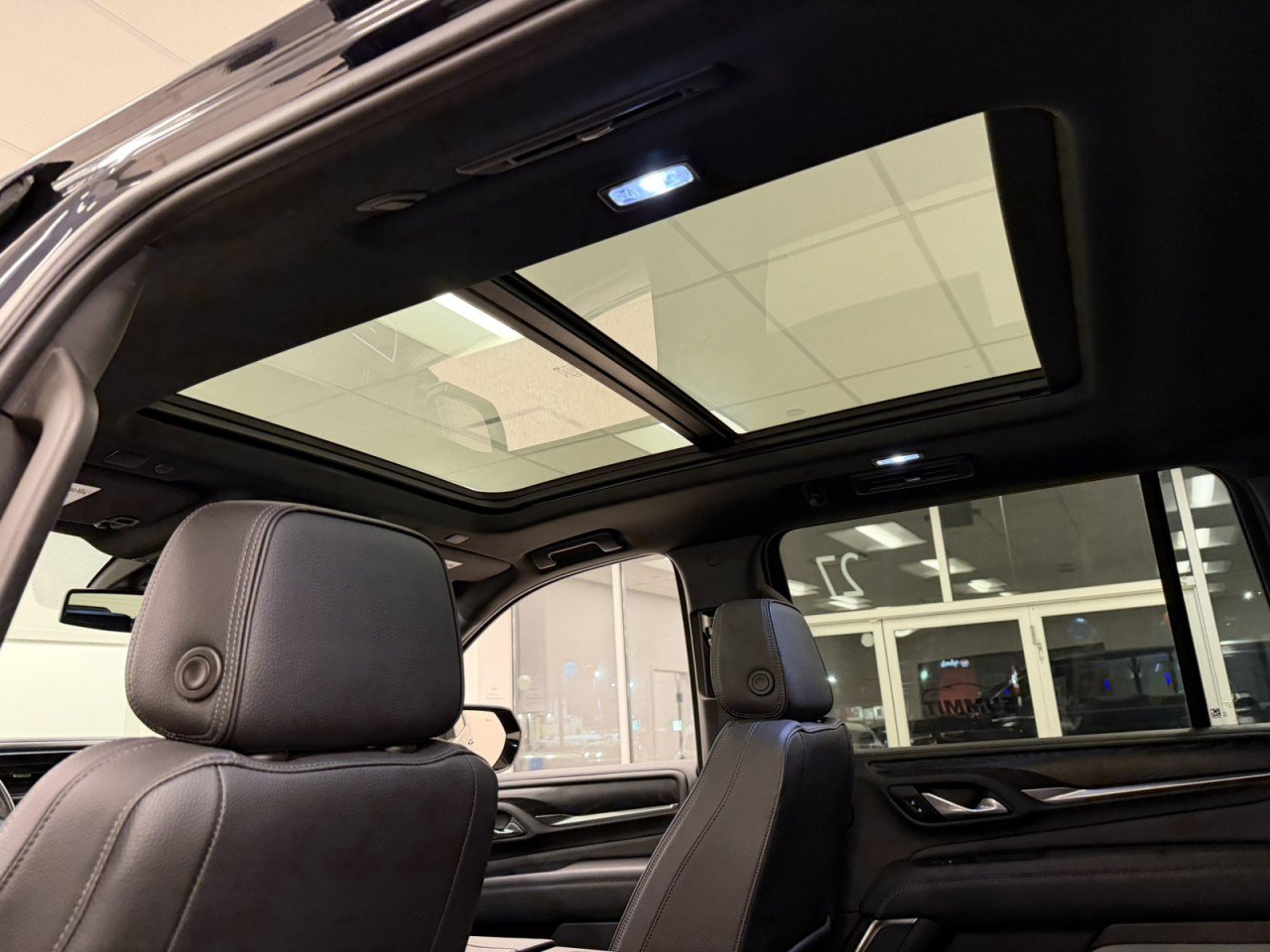 Used 2021 GMC Yukon XL Denali image 46