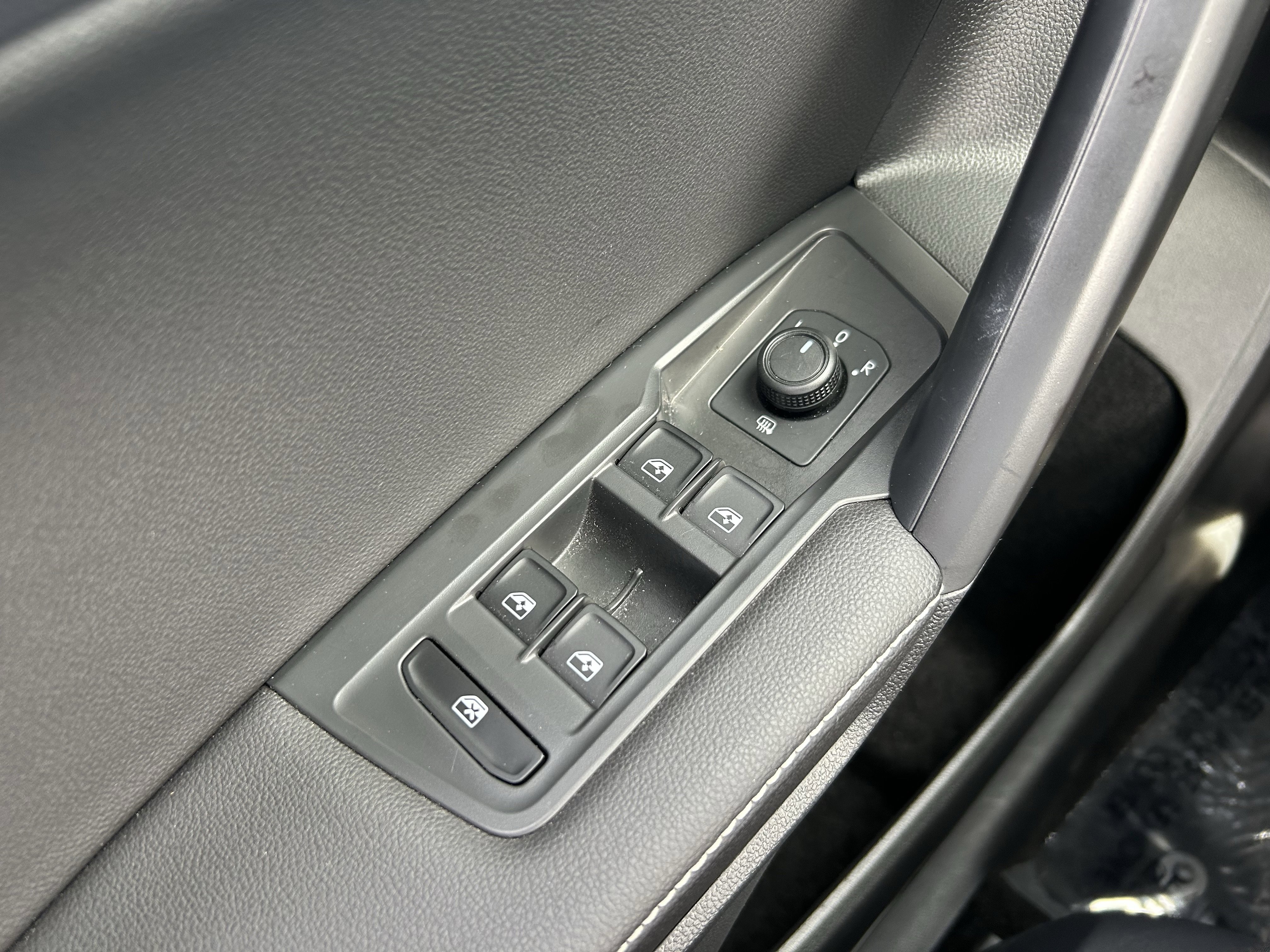 Certified 2023 Volkswagen Tiguan S image 20