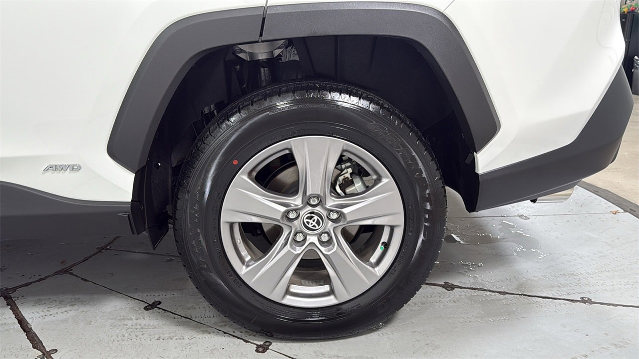 Certified 2025 Toyota RAV4 LE image 23