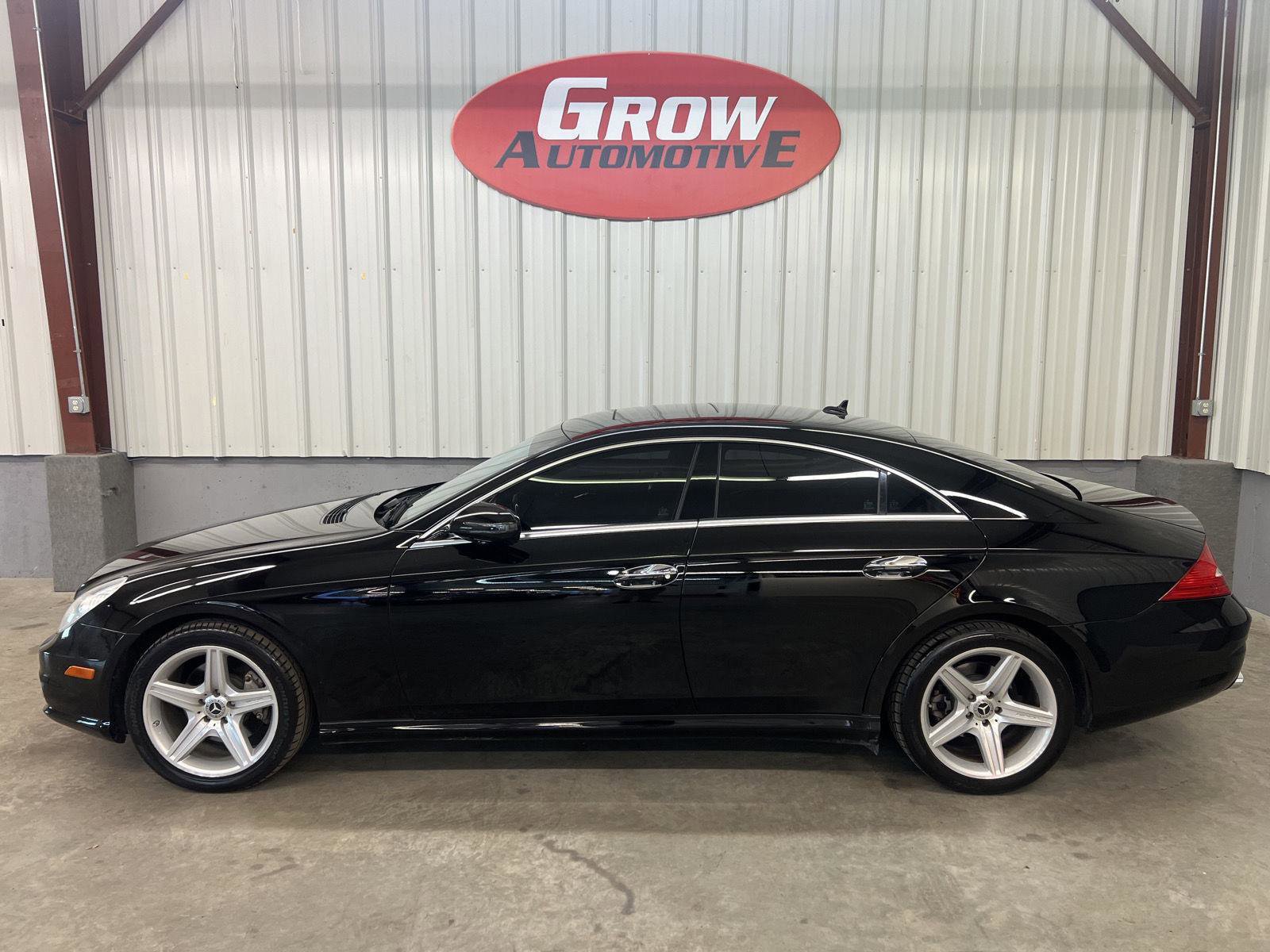 Used 2011 Mercedes-Benz CLS 550 image 14