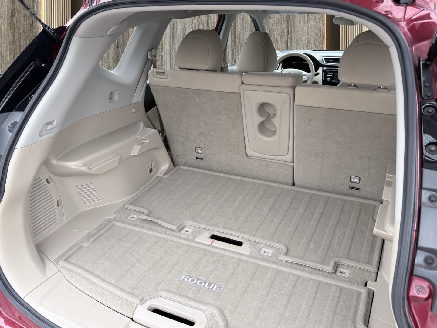 Used 2015 Nissan Rogue S FWD image 9