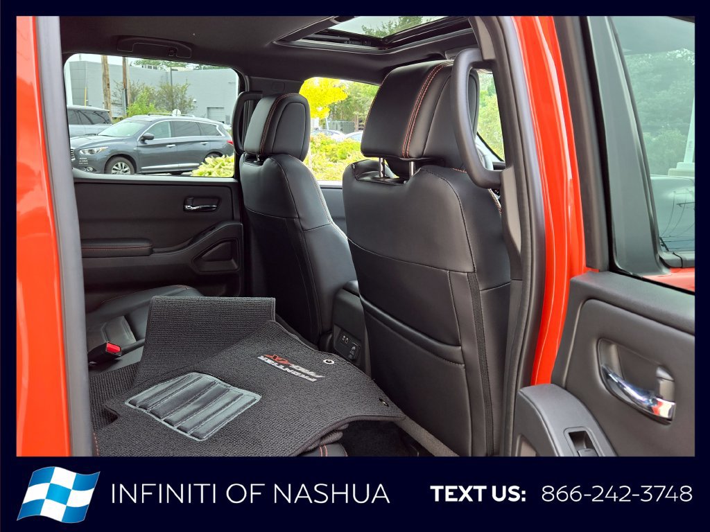 Used 2025 Nissan Frontier PRO-4X w/ Pro Premium Package AWD/4WD image 18