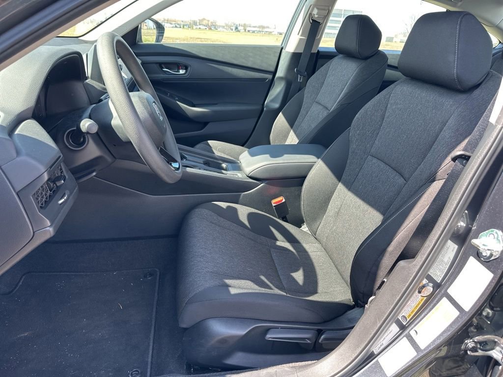 Used 2025 Honda Accord LX image 14