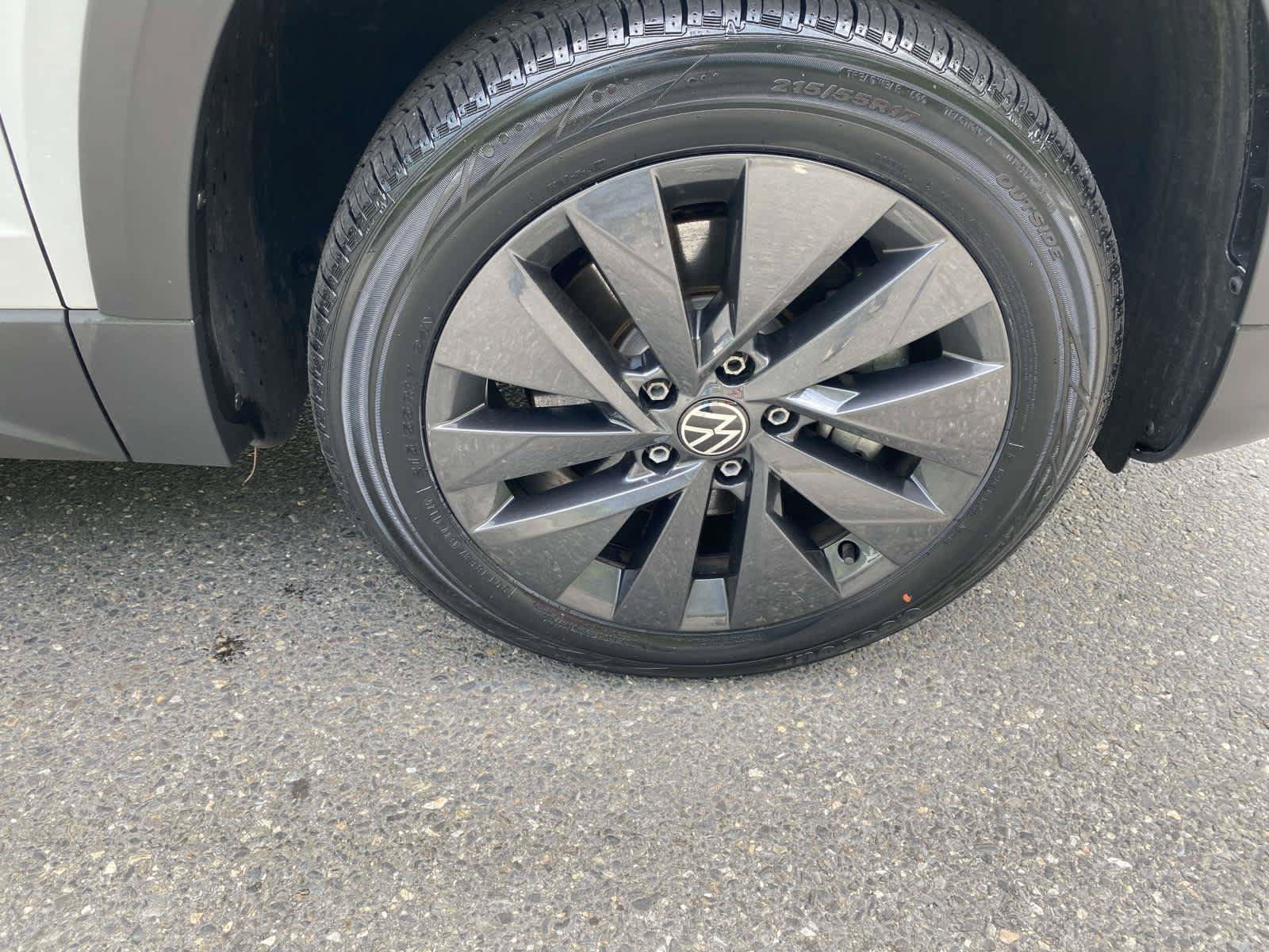 Certified 2022 Volkswagen Taos S FWD image 28