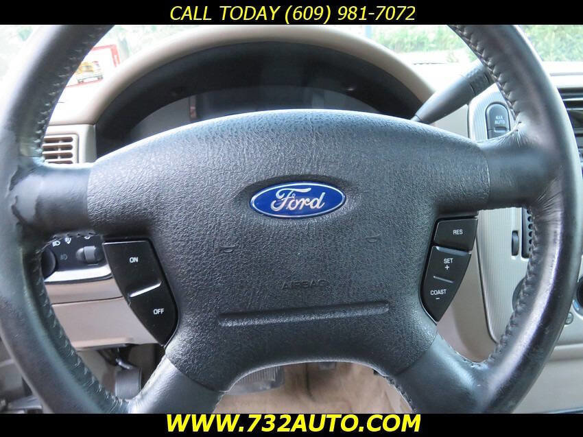 Used 2003 Ford Explorer XLT image 33