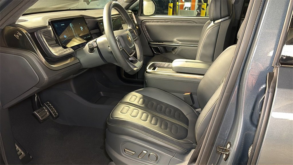 Used 2022 Rivian R1T Launch Edition image 22