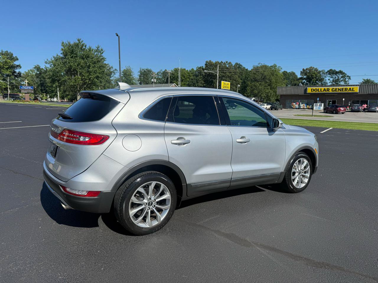 Used 2019 Lincoln MKC Select w/ Select Plus Package AWD/4WD image 6